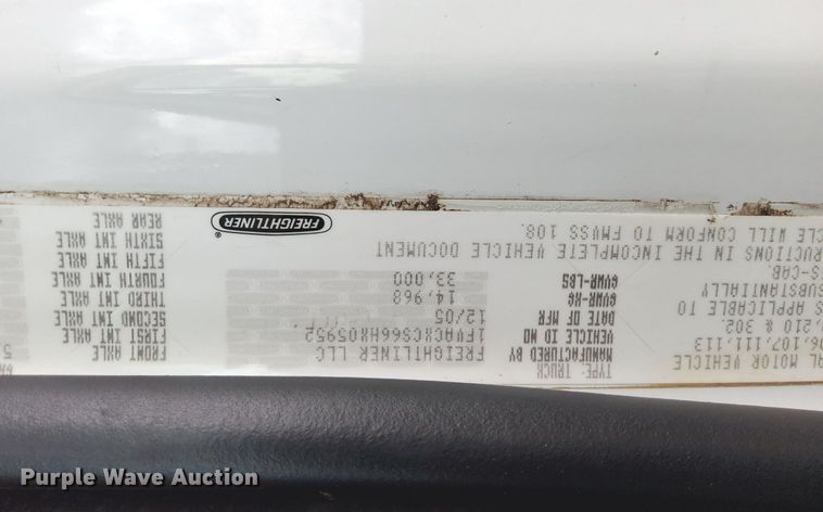 image for item LV9039 2006 Freightliner M2 106  utility / service truck