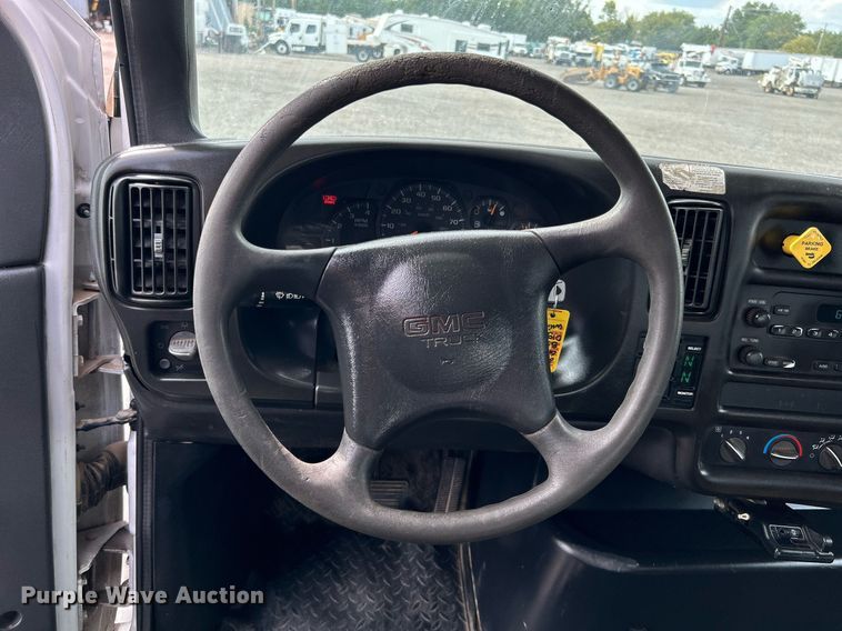 image for item LV9040 2007 GMC TC8C064  digger derrick truck