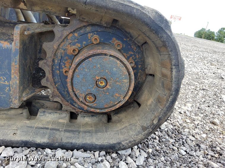 image for item LV9057 2010 John Deere 17D  mini excavator