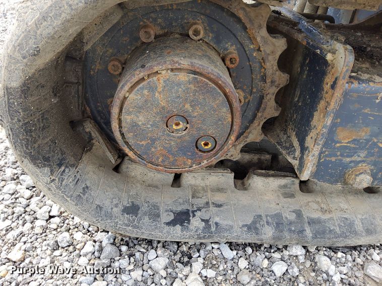 image for item LV9057 2010 John Deere 17D  mini excavator