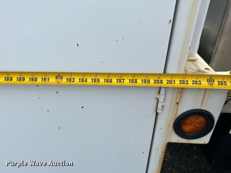 image for item LV9059 2007 Freightliner Business Class M2  crane truck