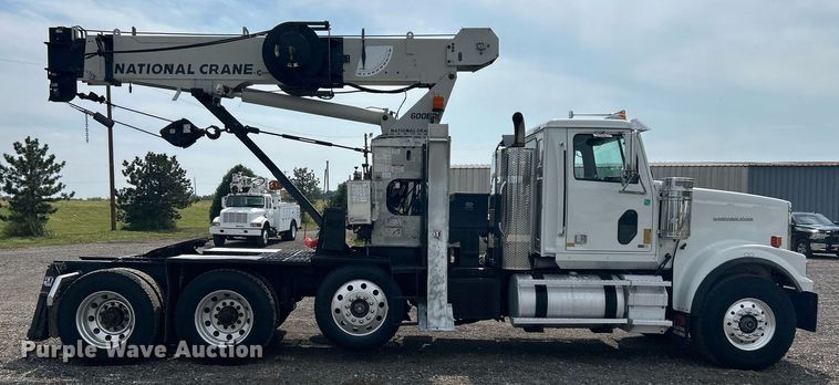 image for item LV9061 2011 Western Star 4900FA  crane truck