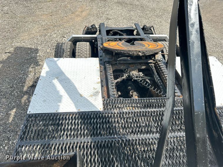 image for item LV9061 2011 Western Star 4900FA  crane truck