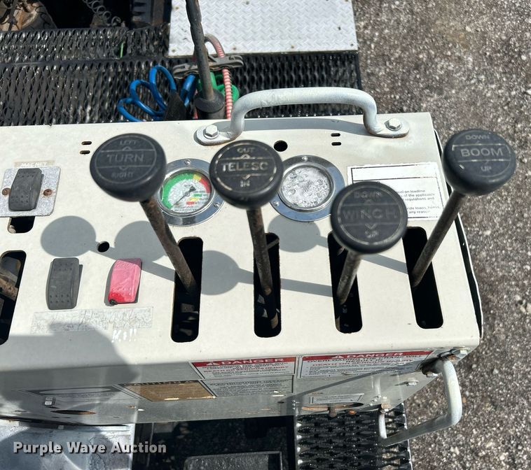 image for item LV9061 2011 Western Star 4900FA  crane truck