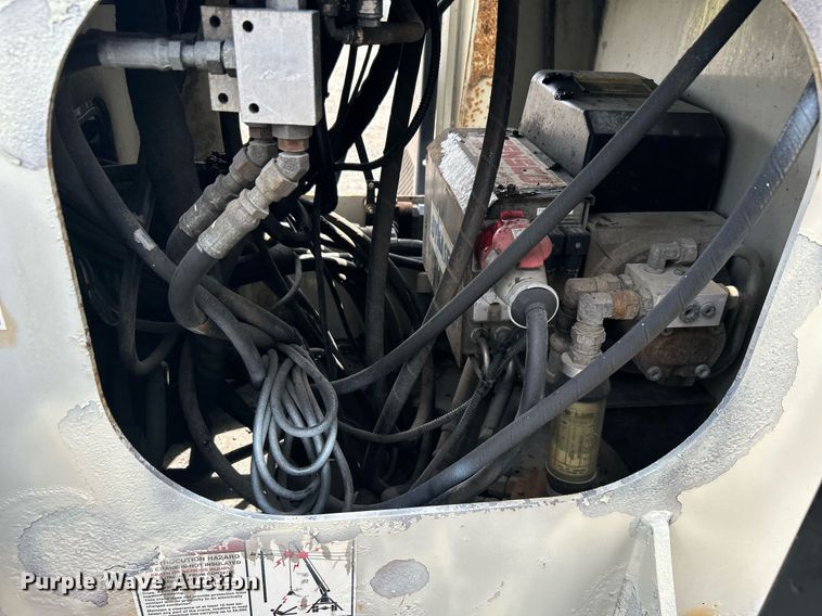 image for item LV9061 2011 Western Star 4900FA  crane truck