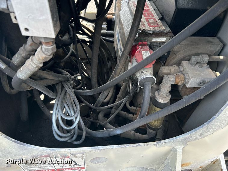 image for item LV9061 2011 Western Star 4900FA  crane truck