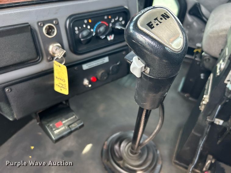 image for item LV9061 2011 Western Star 4900FA  crane truck