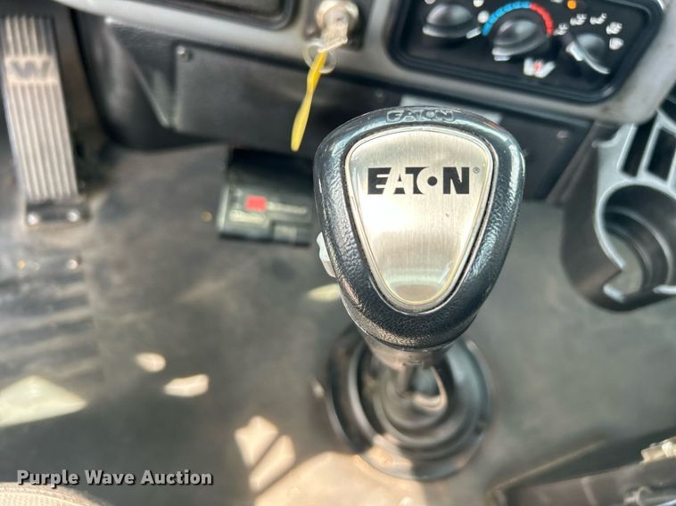 image for item LV9061 2011 Western Star 4900FA  crane truck