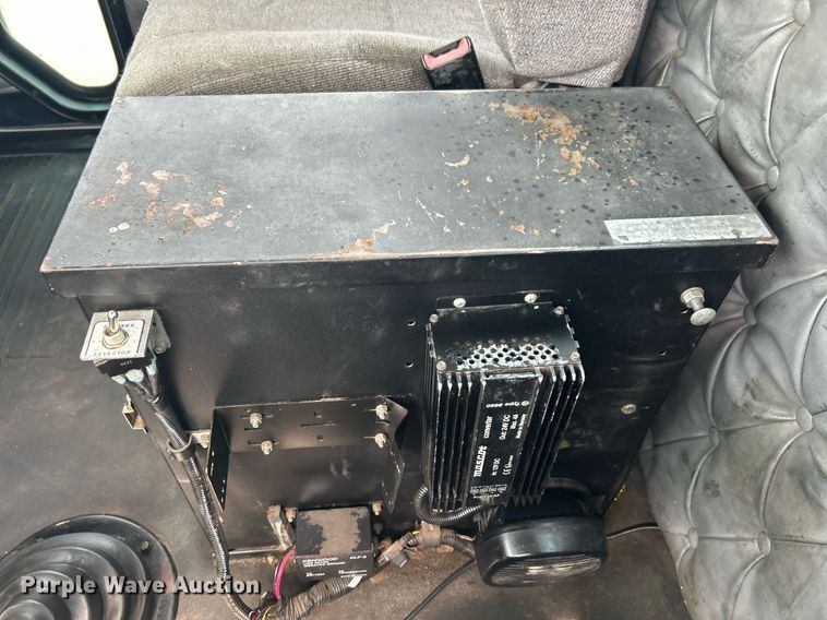 image for item LV9061 2011 Western Star 4900FA  crane truck