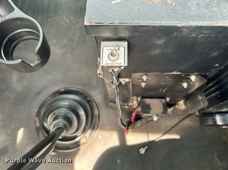 image for item LV9061 2011 Western Star 4900FA  crane truck