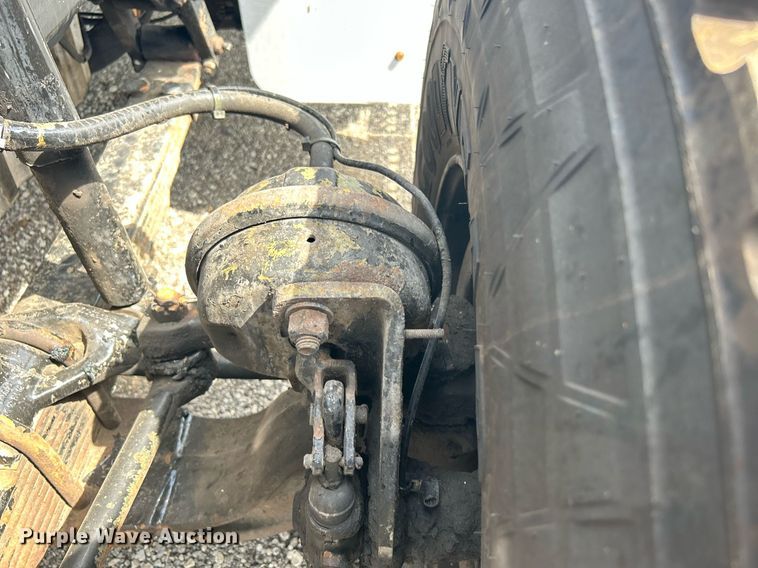 image for item LV9061 2011 Western Star 4900FA  crane truck