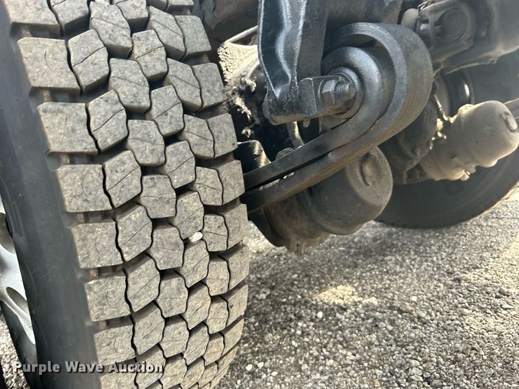 image for item LV9061 2011 Western Star 4900FA  crane truck