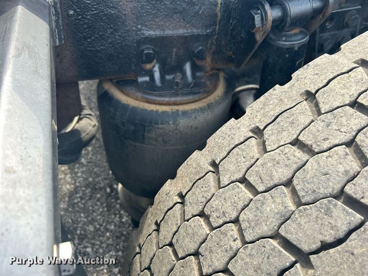 image for item LV9061 2011 Western Star 4900FA  crane truck