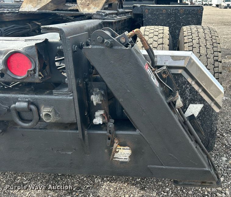 image for item LV9061 2011 Western Star 4900FA  crane truck