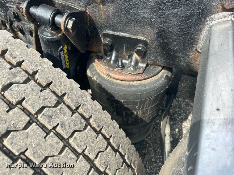 image for item LV9061 2011 Western Star 4900FA  crane truck