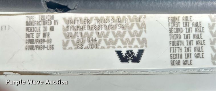 image for item LV9061 2011 Western Star 4900FA  crane truck