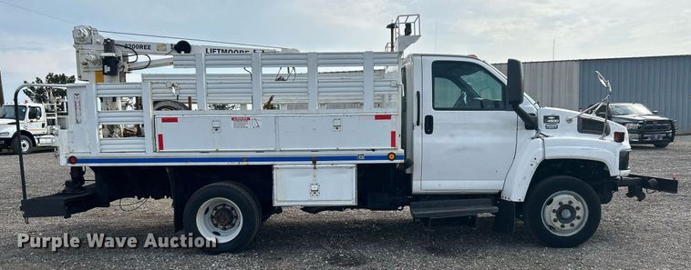 image for item LV9069 2008 Chevrolet C4500  utility / service truck