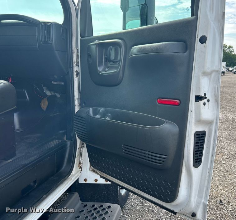 image for item LV9069 2008 Chevrolet C4500  utility / service truck