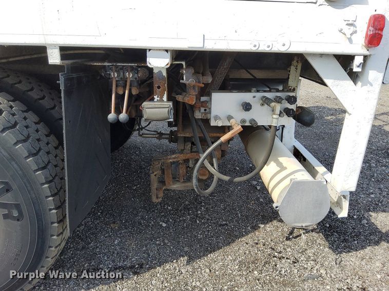 image for item LV9070 2009 International 7300  railroad service truck