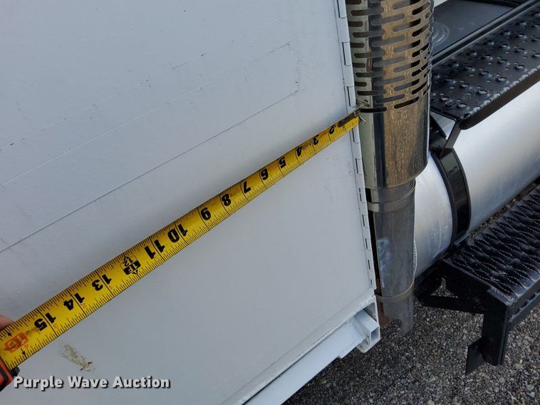 image for item LV9070 2009 International 7300  railroad service truck