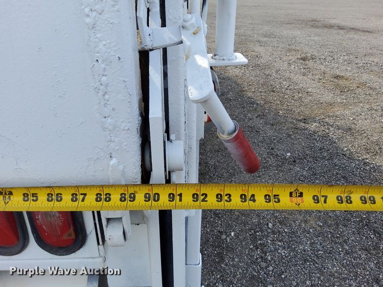 image for item LV9070 2009 International 7300  railroad service truck