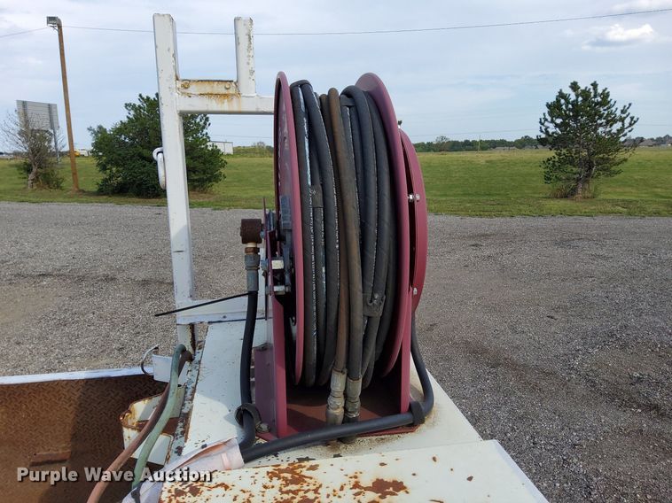 image for item LV9070 2009 International 7300  railroad service truck