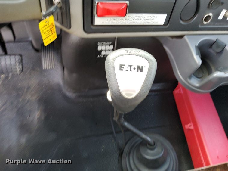 image for item LV9070 2009 International 7300  railroad service truck