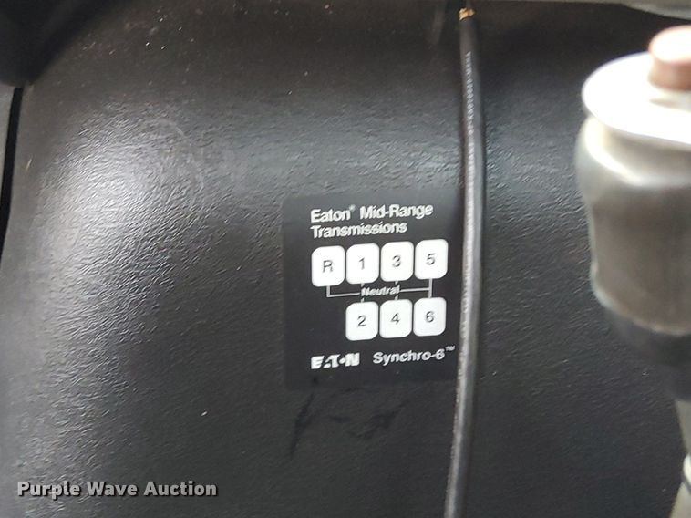 image for item LV9070 2009 International 7300  railroad service truck