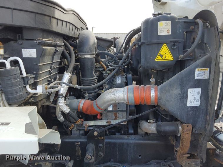 image for item LV9070 2009 International 7300  railroad service truck