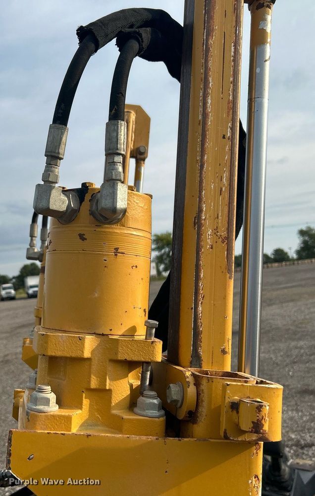 image for item LV9072 2012 Vermeer D20X22 Series II Navigator  directional boring unit