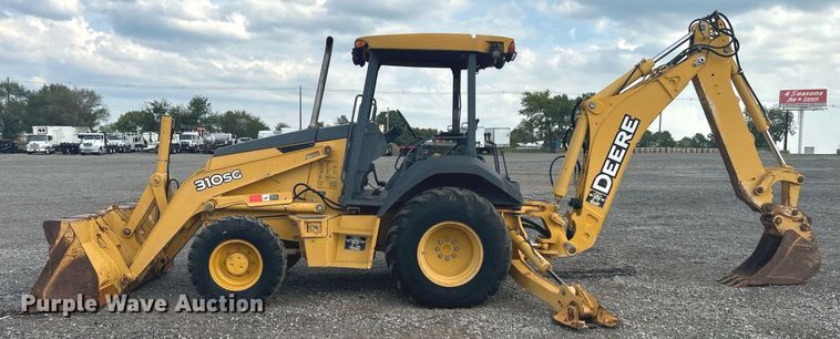 image for item LV9076 2006 John Deere 310SG  backhoe