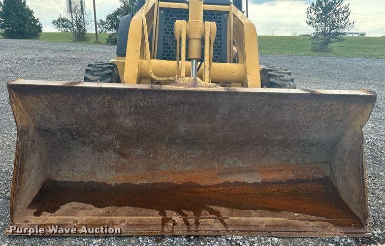 image for item LV9076 2006 John Deere 310SG  backhoe