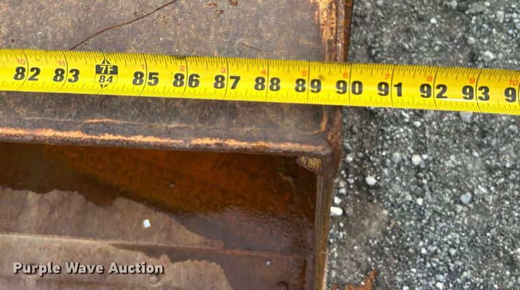 image for item LV9076 2006 John Deere 310SG  backhoe