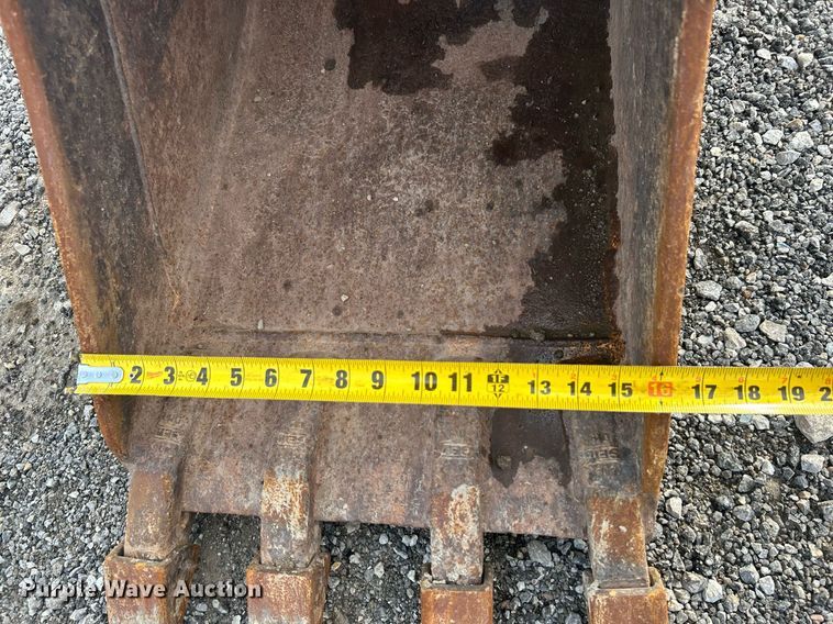 image for item LV9076 2006 John Deere 310SG  backhoe