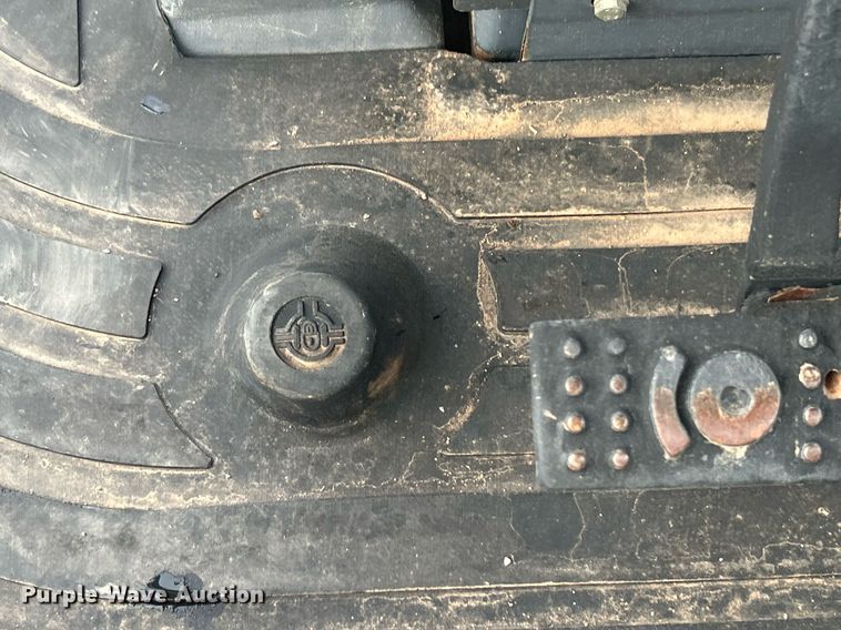 image for item LV9076 2006 John Deere 310SG  backhoe