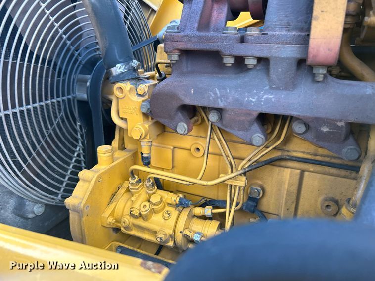 image for item LV9076 2006 John Deere 310SG  backhoe