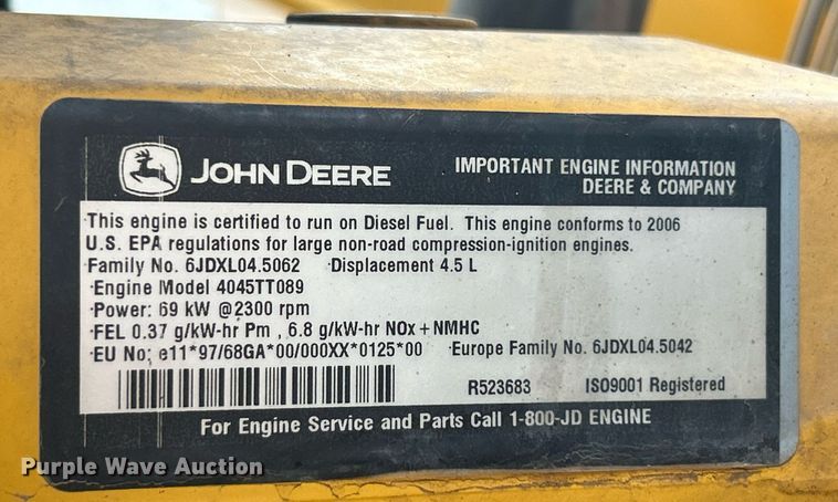 image for item LV9076 2006 John Deere 310SG  backhoe