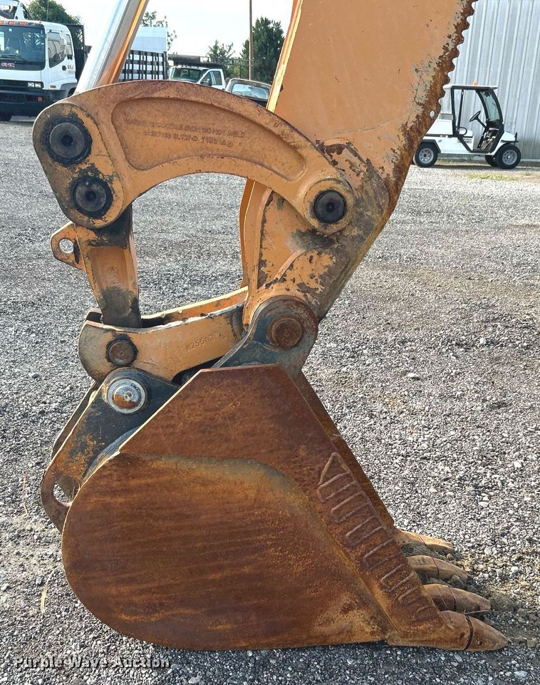 image for item LV9077 2013 Case 580 Super N  backhoe