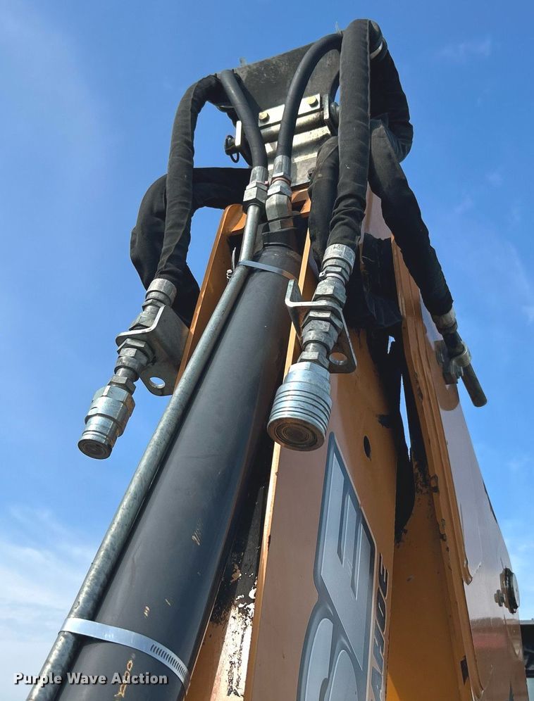 image for item LV9077 2013 Case 580 Super N  backhoe