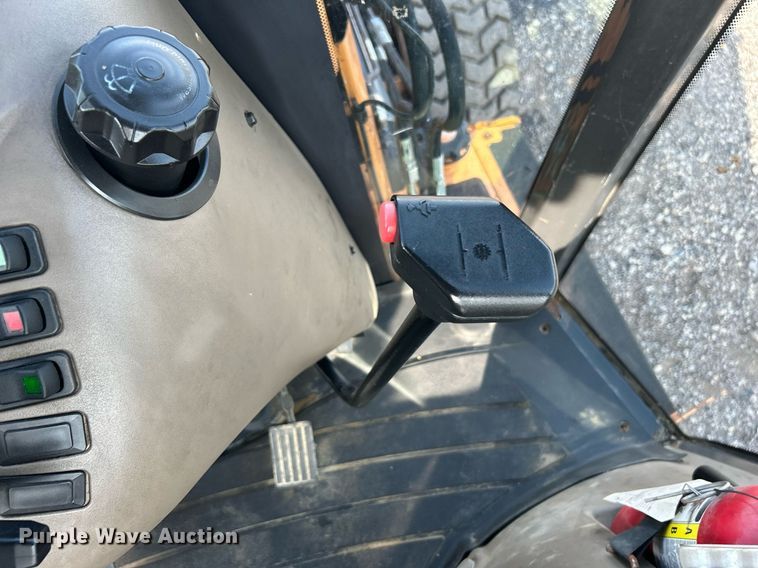 image for item LV9077 2013 Case 580 Super N  backhoe