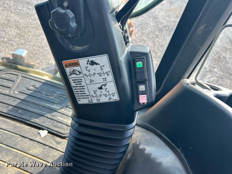 image for item LV9077 2013 Case 580 Super N  backhoe