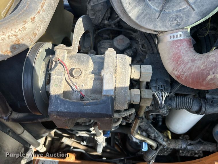 image for item LV9077 2013 Case 580 Super N  backhoe