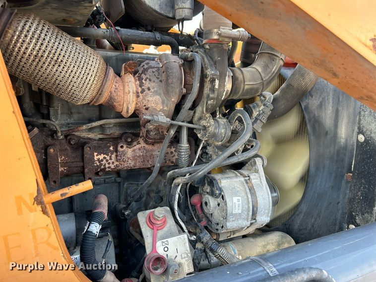 image for item LV9077 2013 Case 580 Super N  backhoe