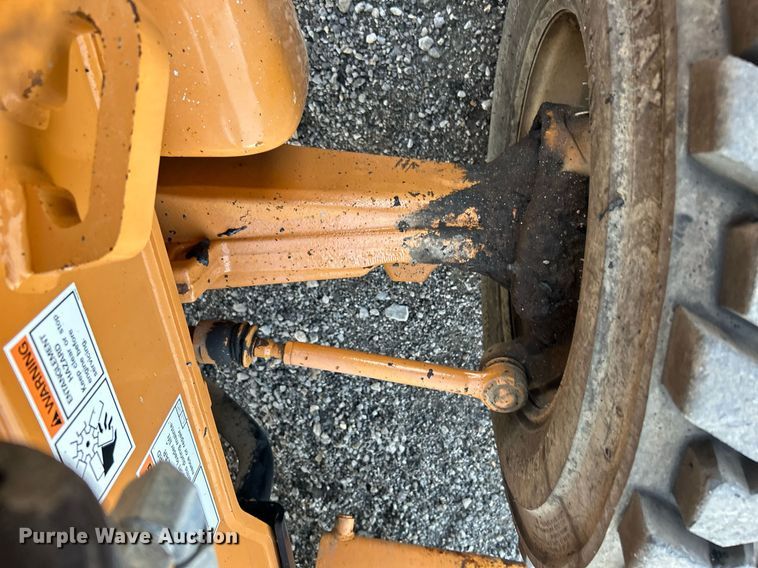 image for item LV9077 2013 Case 580 Super N  backhoe