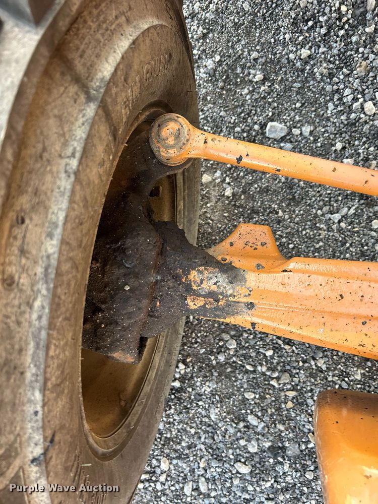 image for item LV9077 2013 Case 580 Super N  backhoe