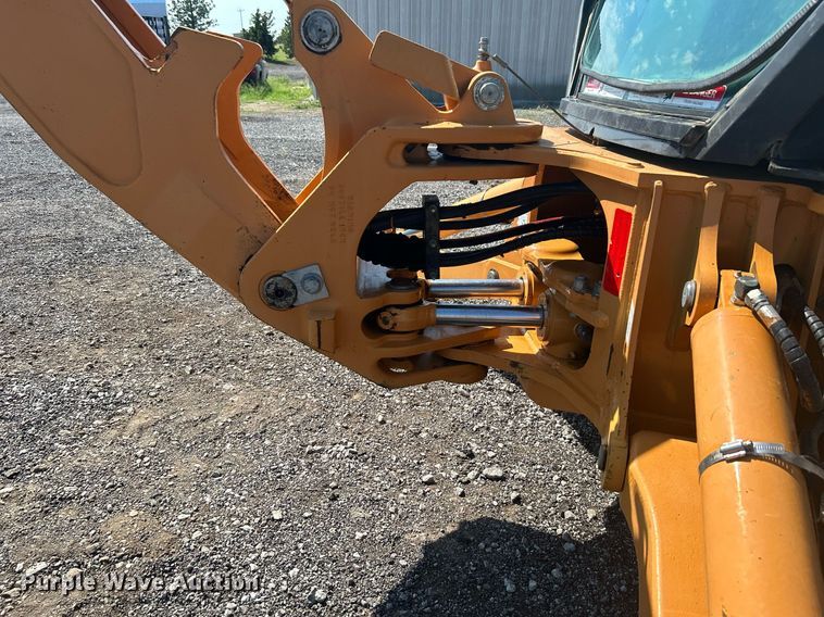 image for item LV9079 2005 Case 580 Super M Series 2  backhoe
