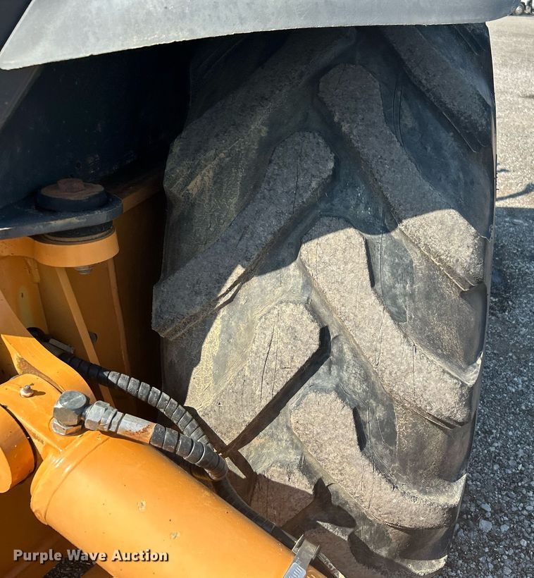 image for item LV9079 2005 Case 580 Super M Series 2  backhoe