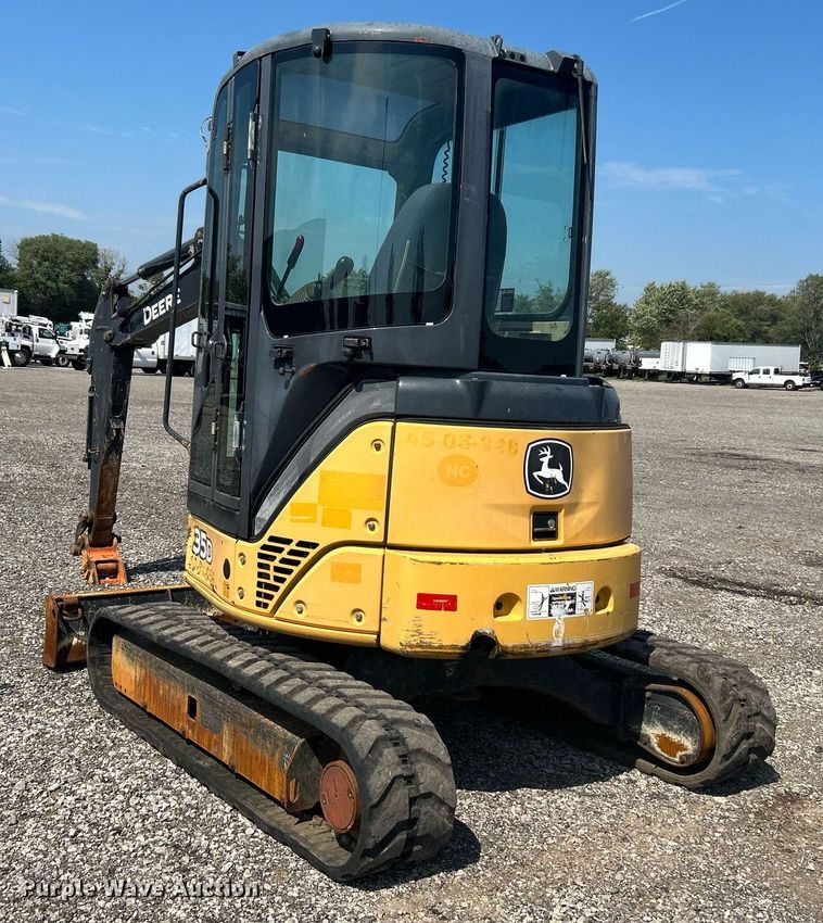 image for item LV9080 2014 John Deere 35D  mini excavator