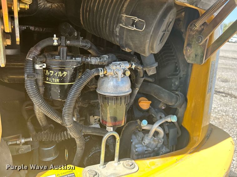 image for item LV9080 2014 John Deere 35D  mini excavator