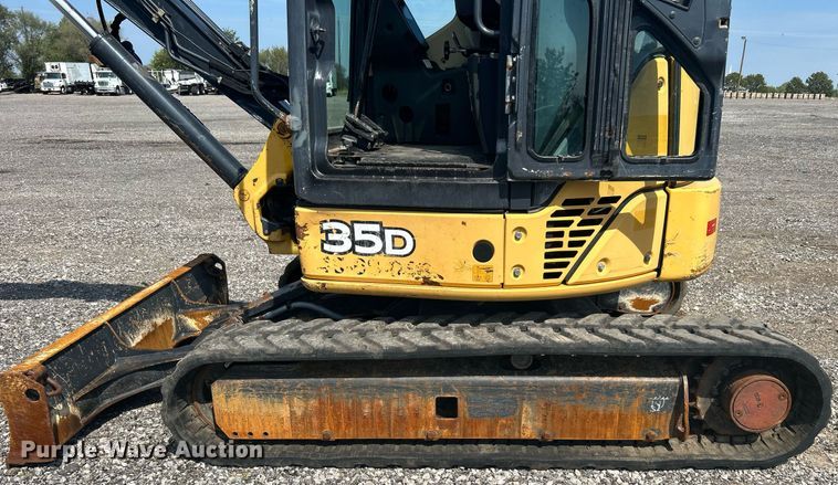 image for item LV9080 2014 John Deere 35D  mini excavator